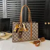 Bolso de Mano de Lujo Ligero para Presbicia Bolso de Hombro para Mujer Nuevo 2025 Bolso Tote de Gran Capacidad para el Trabajo Bolso de Hombro de Gama Alta