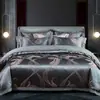 Novo conjunto de algodão jacquard acetinado de quatro peças outono e inverno casamento roupa de cama vermelha conjunto de algodão de 4 peças geração de cabelo