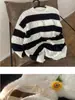 Suéter a Rayas Blancas y Negras Estilo Retro Americano Chaqueta Cardigan de Punto de Marca de Alta Gama Tendencia Europea y Americana Top para Atuendo de Otoño de Pareja para Hombre