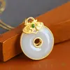 Collar con colgante de hebilla de paz huaigu de jade blanco Hetian de Xinjiang natural, anillo plano blanco grasa de oveja incrustado en plata s925