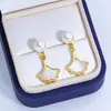Aretes de Perla de Agua Dulce Natural para Mujer Zirconita Microincrustada de Nácar Pendientes de Lujo Ligero con Acabado de Alta Gama Adornos de Perla para la Oreja Venta al por Mayor