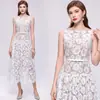 Fuente de mercancías para comercio electrónico transfronterizo: Vestido de encaje estilo francés sin hombros con cintura de lazo, vestido formal de verano de longitud media