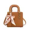 Bolsa de Luxo Leve de Alta Qualidade Lady Diana para Mulheres, Novo Modelo 2026, Bolsa de Ombro Único Transversal, Textura Versátil, Bolsa de Mão com Bordado Resistente