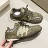 Tênis casual novo estilo, sapatos de treino leves alemães, sapatos esportivos versáteis retrô de outono, modelo feminino baixo 2026