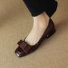 Zapatos de Cuero de Estilo Fragante de Estilo Francés para Mujer Primavera 2025 Nuevo Punta Cuadrada Tacón Grueso Lazo Retro Tacón Medio Zapatos de Capa Única