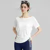 Top de yoga leve e soltinho para mulheres, com cordão de ajuste, tecido respirável, mangas curtas, adequado para corrida, fitness e Pilates.; um top de treino versátil