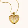 Elegante Collar Colgante de Corazón Hueco Estilo Europeo y Americano, Acero Inoxidable Chapado en Oro de 18 Quilates, Collar de Lujo Ligero para Mujer