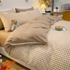 Conjunto de quatro peças em algodão puro lavado estilo dormir nude, amigável à pele, lençol de cama ins, capa de edredom, lençol de elástico para dormitório pequeno e fresco, conjunto de três peças