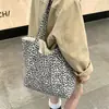 Bolsa Tote Retro Estampa de Leopardo para Mulheres Verão 2026 Nova Casual Versátil Grande Capacidade Bolsa de Ombro para o Trabalho Bolsa Feminina