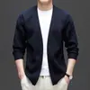 Novo Cardigã de Veludo Masculino, Suéter de Tricô Gola V, Cor Sólida, Fino, Caimento Solto, Blusa Suéter Casual Versátil, Tendência