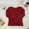 Top Base Cálido con Marca de Botón Nicho de Manga Larga de Gama Alta con Cuello Cuadrado y Top hasta la Clavícula con Almohadilla en el Pecho para Mujer