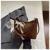 Bolsa de ombro feminina com padrão de trama cruzada, nova, de alto valor, textura fashion, bolsa hobo, bolsa de ombro único, transversal, moderna