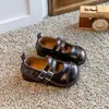 Sapatos Mary Jane Baixos para Meninas Meninas 2026 Primavera/Outono Novo Estilo Coreano Sapatos de Princesa Retrô Solado Macio Sapatos Feijão Sapatos Pequenos de Couro
