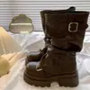 Venta Caliente Estilo Coreano Adelgazante Versátil Aumentador de Altura Suela Gruesa Botas Martin Mujer 2026 Nuevo Otoño Marrón Versátil Botas de Media Pantorrilla
