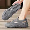 Zapatos Casuales de Verano para Hombre para Exteriores y Playa, para Padres de Mediana Edad y Mayores, Malla Hueca, Versátiles, Talla Grande, Ligeros, Slip-On