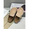 Novidade Primavera 2026 Vintage Couro Fosco Bico Redondo Fivela Solado Grosso Versátil para o Dia a Dia Tamancos Estilo Birkenstock para Mulheres