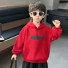 Sudadera de otoño para niños con bordado y patchwork, nueva colección de otoño 2026, elegante y moderna para niños, una prenda base versátil