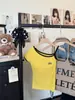 Camiseta de Manga Corta para Mujer Verano 2025 Nuevo Estilo Coreano Bordado de Flores Moderna Ajustada Corta Cuello Redondo Camiseta Básica Superior