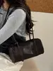 Bolso Retro Boston estilo 2026 nuevo, hecho de piel de flor, bolso cilíndrico suave casual, bolso de hombro para mujer, bolso de axila de piel genuina