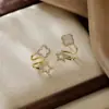 Brincos Femininos Populares Estilo Coreano com Contas da Sorte, Studs Versáteis Simples e Elegantes, Joia de Orelha Estilo Transmissão ao Vivo Atacado