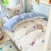 Conjunto de cama de algodão de três peças para cama de solteiro em dormitório universitário, incluindo lençol, fronha para edredom e protetor de colchão, pronto para morar