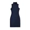Ap26017-26 Nuevo Estilo de Principios de Primavera Estilo Europeo y Americano Cuello Alto Sin Mangas Elástico Ajustado Ceñido al Cuerpo Sexy que Resalta las Caderas Vestido
