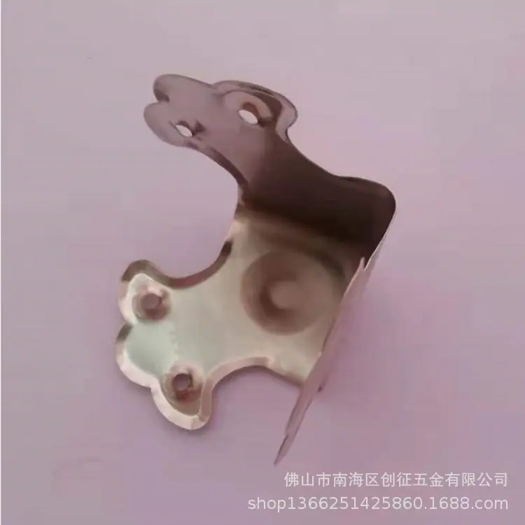 铁皮三叉包角1