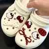 Zapatos de agujero rojos Ankara KT con hebilla de gato, dibujos animados, DIY, lazo lindo, parte superior extraíble, zapatos decorativos, accesorios de flor
