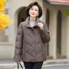 Chaqueta corta de plumón auténtica de alta gama para mujer, colección de invierno 2026, engrosada para abrigar, adecuada para suegras y madres, abrigo de plumón de pato blanco, estilo moderno