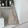 Bolso de punto estilo coreano para salidas de vacaciones, colección otoño 2026, perezoso y suave, bolso de hombro de punto de gran capacidad