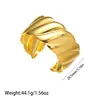 Producto popular de importación transfronteriza europea y americana: Pulsera de acero de titanio chapada en oro de 18 quilates, versátil para el uso diario, venta al por mayor desde el fabricante