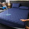 Funda protectora de colchón contra el polvo, impermeable transfronterizo, sábana lavable a máquina, venta al por mayor impermeable de comercio exterior, protector de cama Simmons a prueba de orina