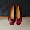 Textura de pele de cordeiro~Couro macio estilo minimalista retrô bico quadrado corte baixo sapatos de salto baixo para mulheres nova chegada de verão fundo plano sapatos de vovó para o trabalho