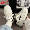 Tênis de Puxar para Mulheres, Sapatos Brancos, Novo Estilo de Verão, Sapatos Esportivos Versáteis com Solado Grosso que Aumentam a Altura para Mulheres, Tênis Casuais para Mulheres B