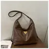 Bolsa Tote Retro Grande Capacidade Transfronteiriça, Mochila Multifuncional para o Dia a Dia, Bolsa de Ombro Estilo Outono e Inverno Feminino, Bolsa Transversal