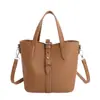 Bolso de mano de cubo estilo nuevo para invierno 2025, bolso cesta elegante de gran capacidad, bolso de hombro cruzado retro personalizado