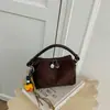 Elegante Bolso de Hombro Boston Retro de Nicho para el Hogar Xiaomi Mi para Mujer 2026 Nuevo de Principios de Otoño Ligero Tipo Almohada Bolso Cruzado para Viaje