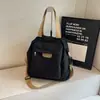 Bolsa Feminina Fashion 2024 Nova Versátil de Lona Grande Capacidade Bolsa de Ombro para Escritório Bolsa Tote Bolsa de Mão