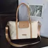 Bolso Grande Simple Estilo Coreano para Viajes Diarios para Mujer 2025 Nuevo Otoño de Gama Alta Ligero de Gran Capacidad Bolso Bandolera Bolso de Hombro Tote