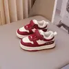 Tênis Infantil, Novos Modelos Primavera e Outono, Sapatos Macios para Crianças Pequenas, Tênis Esportivo de Bebê, Sapatos Brancos para Meninas, Tênis da Moda de Cano Baixo
