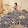 Nova manta de fleece nuvem coelho de jade outono e inverno, manta de fleece de leite bolha inverno para cochilo no escritório, manta de ar condicionado para sofá