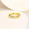 Fornecimento Transfronteiriço Moda Feminina Anel Simples Torcido Folheado a Ouro 14K Totalmente Cravejado Anel Trançado de Alta Qualidade Feminino Atacado