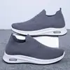 Zapatos para Hombre Feiwei 2025 Primavera Nuevos Zapatos Deportivos Transpirables para Correr para Hombre Slip-On Cuadros Talla Grande Zapatos Casuales