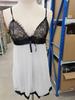 Venta al por mayor de fábrica tirantes talla grande falda de pico profundo ropa interior sexy para personas con sobrepeso encaje de comercio exterior ropa interior sexy camisón 4541