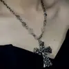Gargantilla de Cuero Gótico con Colgante de Cruz para Mujer, Cadena de Clavícula de Moda y Elegante, Accesorio Versátil para el Cuello