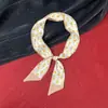 Bolsa de gravata lenço de seda estampado tira fina estreita pontiaguda pequeno lenço de seda fita faixa de cabelo feminina fita para prender o cabelo caixa de presente presente presente
