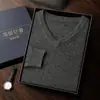 Novo Suéter de Caxemira Liso para Outono e Inverno Masculino, Gola V de Manga Longa Pulôver Suéter Solto, Adequado para Uso Casual de Negócios