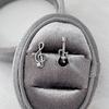 Aretes de Nota de Guitarra Asimétricos Pequeños Lindos Aretes de Violín Diseño Nicho Aretes Simples Modernos Cool