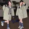 Gabardina de Otoño de Longitud Media para Niñas 2026 Nuevo Estilo Ropa de Abrigo de Principios de Otoño para Niños Mayores Estilo Casual Británico Abrigo de Moda