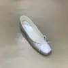 Bailarinas Cuadradas Francesas con Lazo para Mujer 2026 Nuevos Versátiles con Aumento Interno para Viajes Diarios Zapatos de Ballet Suaves